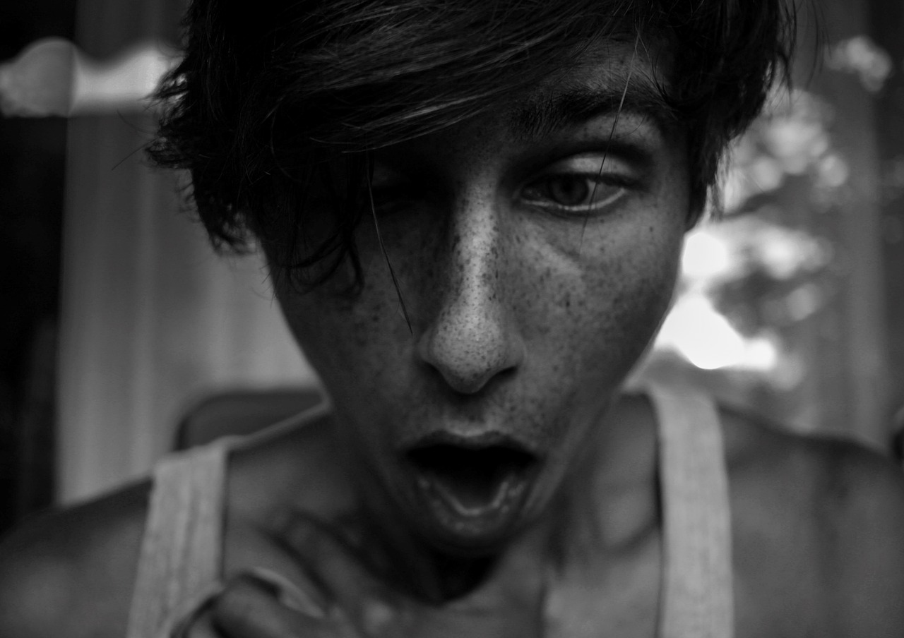 Nausea and Vomiting (image credits: pixabay)