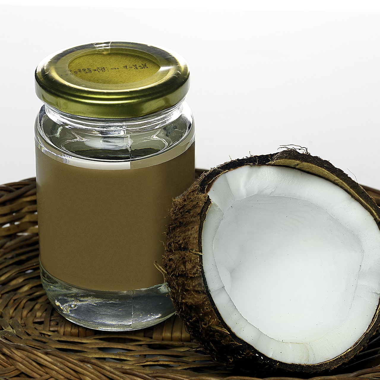 Coconut Oil: Not So Heart-Healthy (image credits: pixabay)