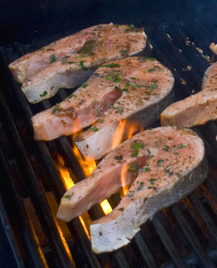 Oil Application Techniques That Prevent Disasters (image credits: flickr)