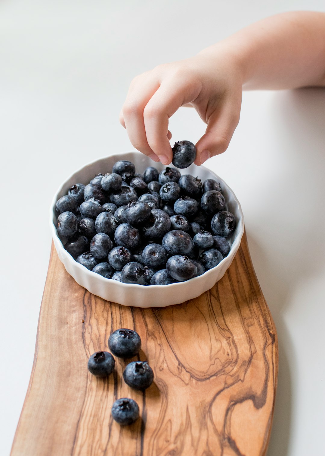 Blueberries: Anthocyanins and Blood Pressure Reduction (image credits: unsplash)