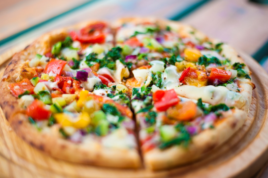 DIY Veggie Pizza: Packed With Fiber and Less Salt (image credits: unsplash)