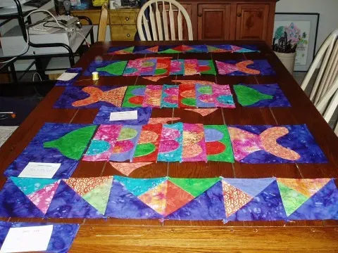 Vintage Quilts and Handmade Textiles (Image Credits: Flickr)