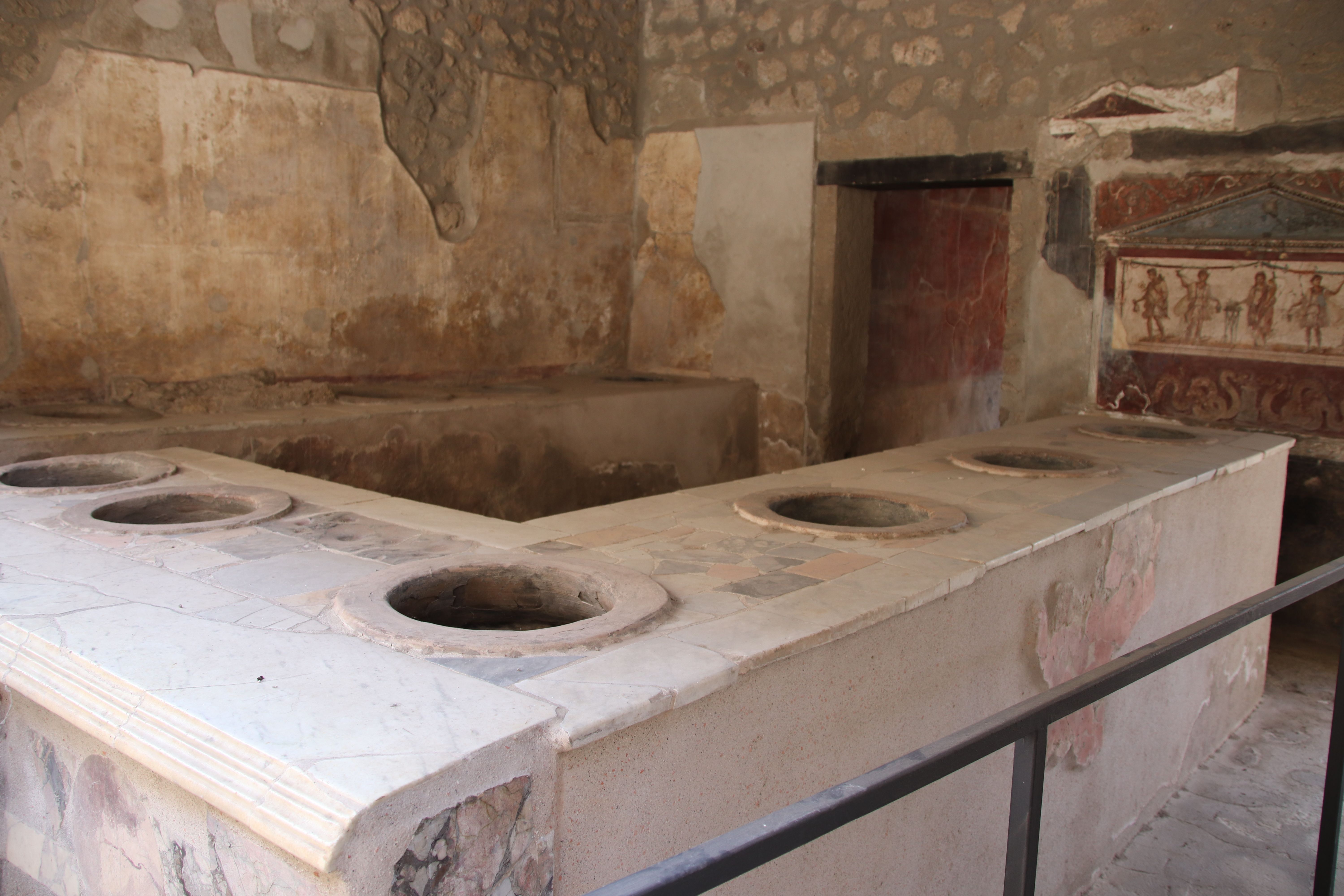 When Mount Vesuvius Froze Time in the Kitchen (image credits: wikimedia)