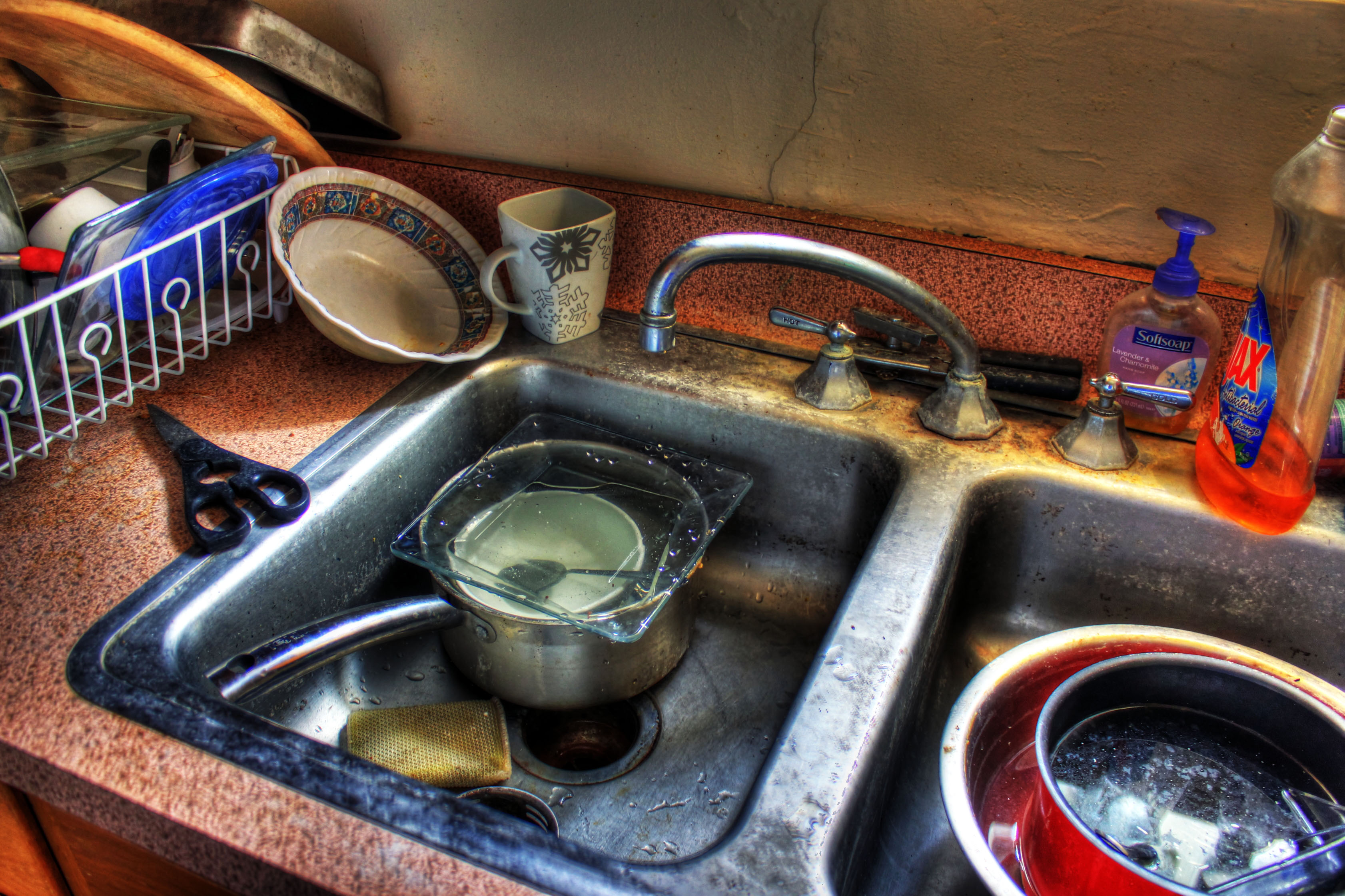 Not Cleaning as You Go (image credits: wikimedia)