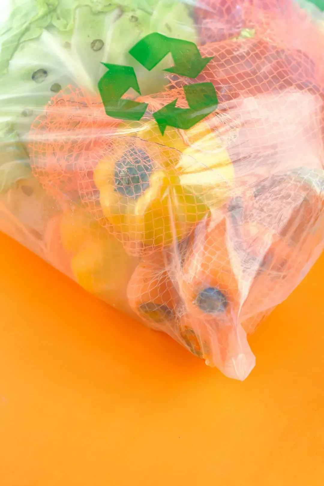 Storing Produce in Sealed Plastic Bags (Image Credits: Unsplash)