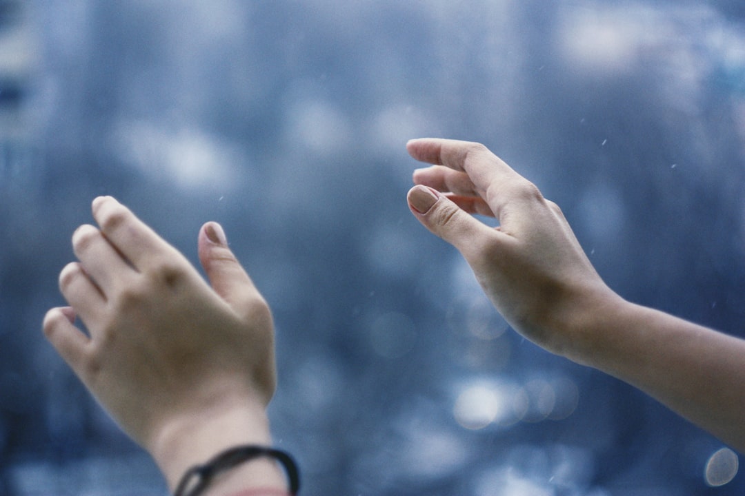 8. Cold Hands and Feet—A Circulatory Clue (image credits: unsplash)