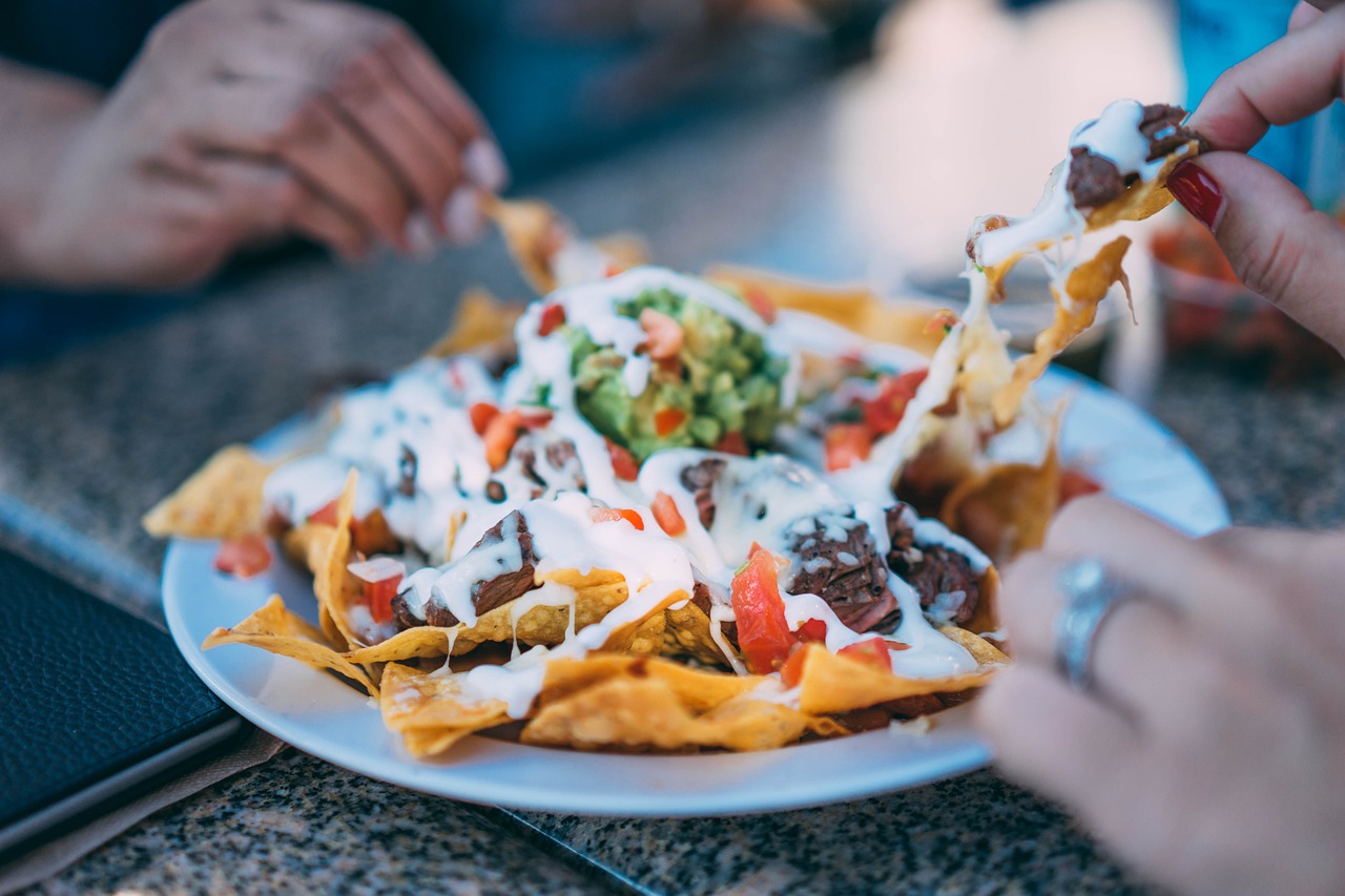 Why Everyone Loves Plant-Based Nachos (image credits: pixabay)