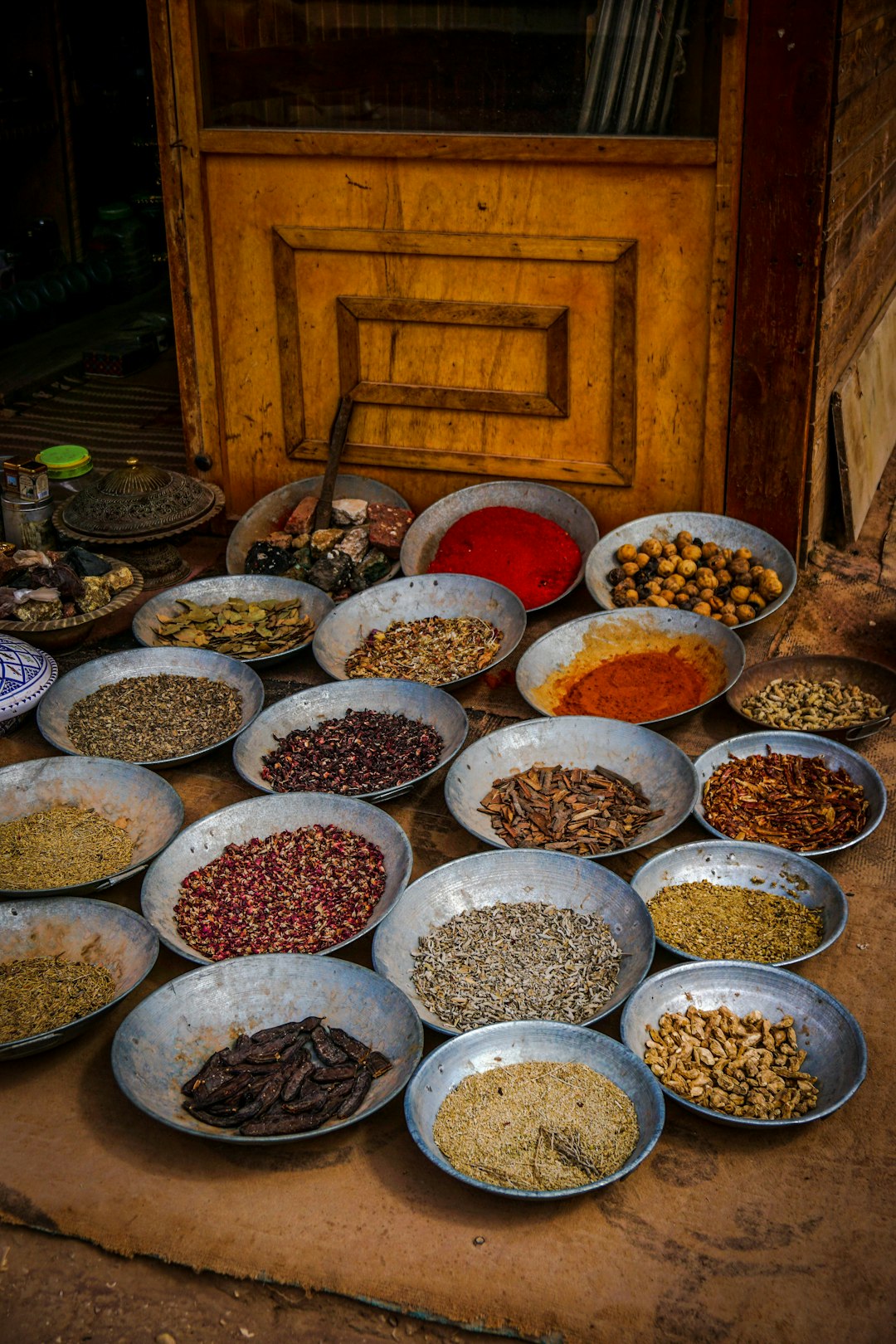 Simple Ways to Use These Spices and Herbs Daily (image credits: unsplash)