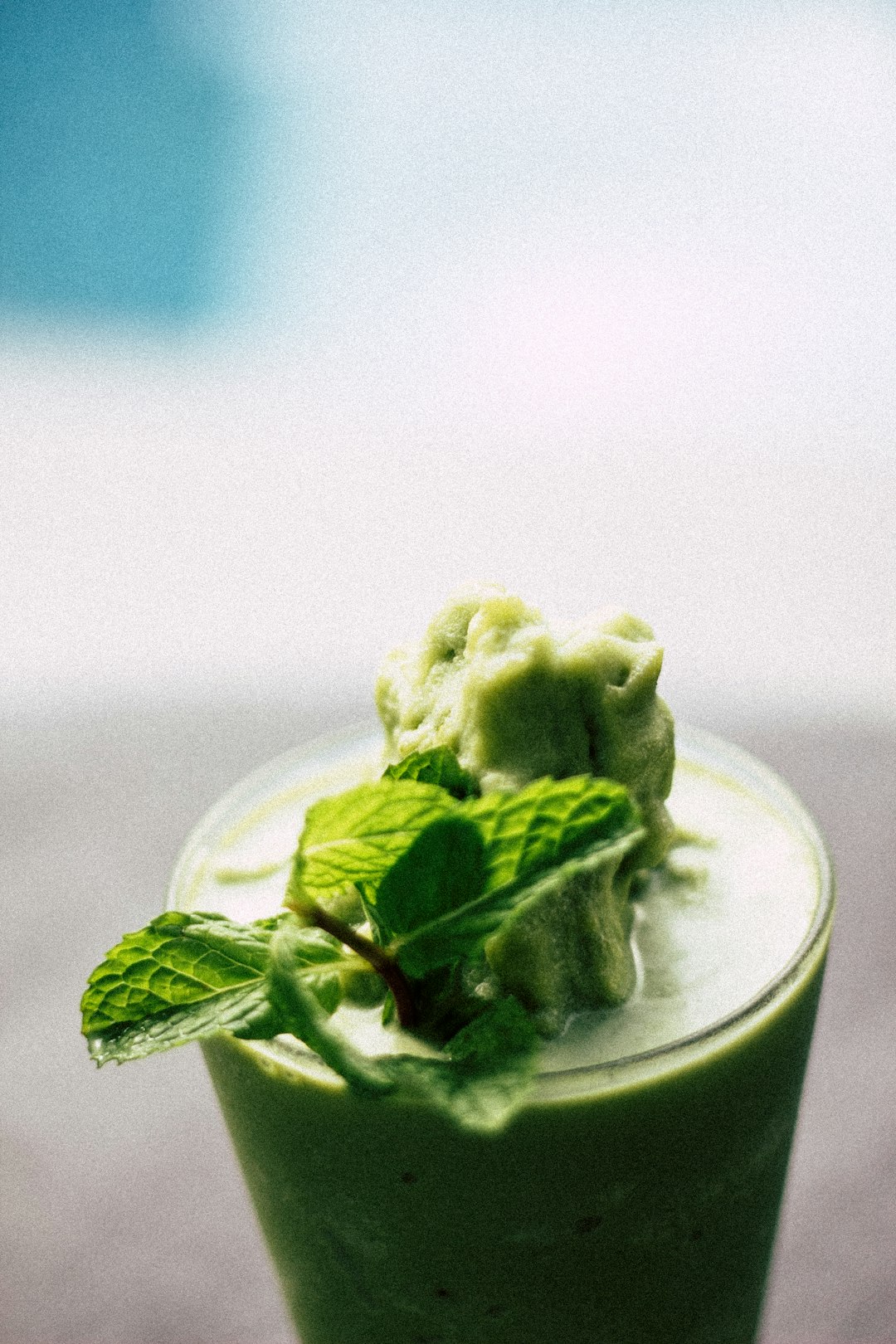 Smoothies Loaded with Greens and Protein (image credits: unsplash)