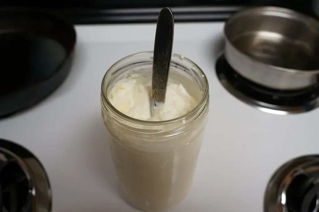 The Science of Why Crème Fraîche Works (Image Credits: Flickr)