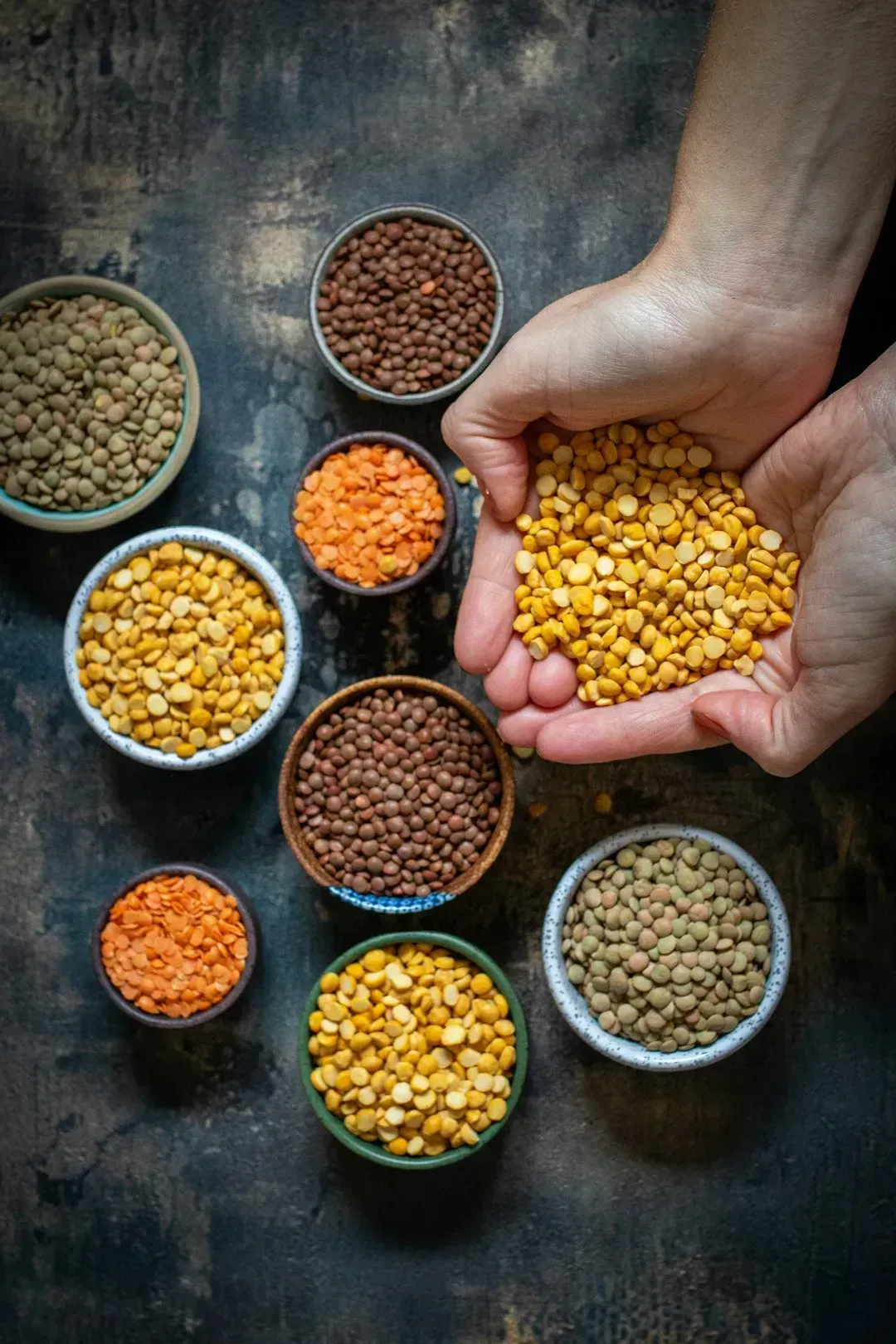 2. Dried Beans and Lentils: Inflation-Proof Protein (Image Credits: Unsplash)