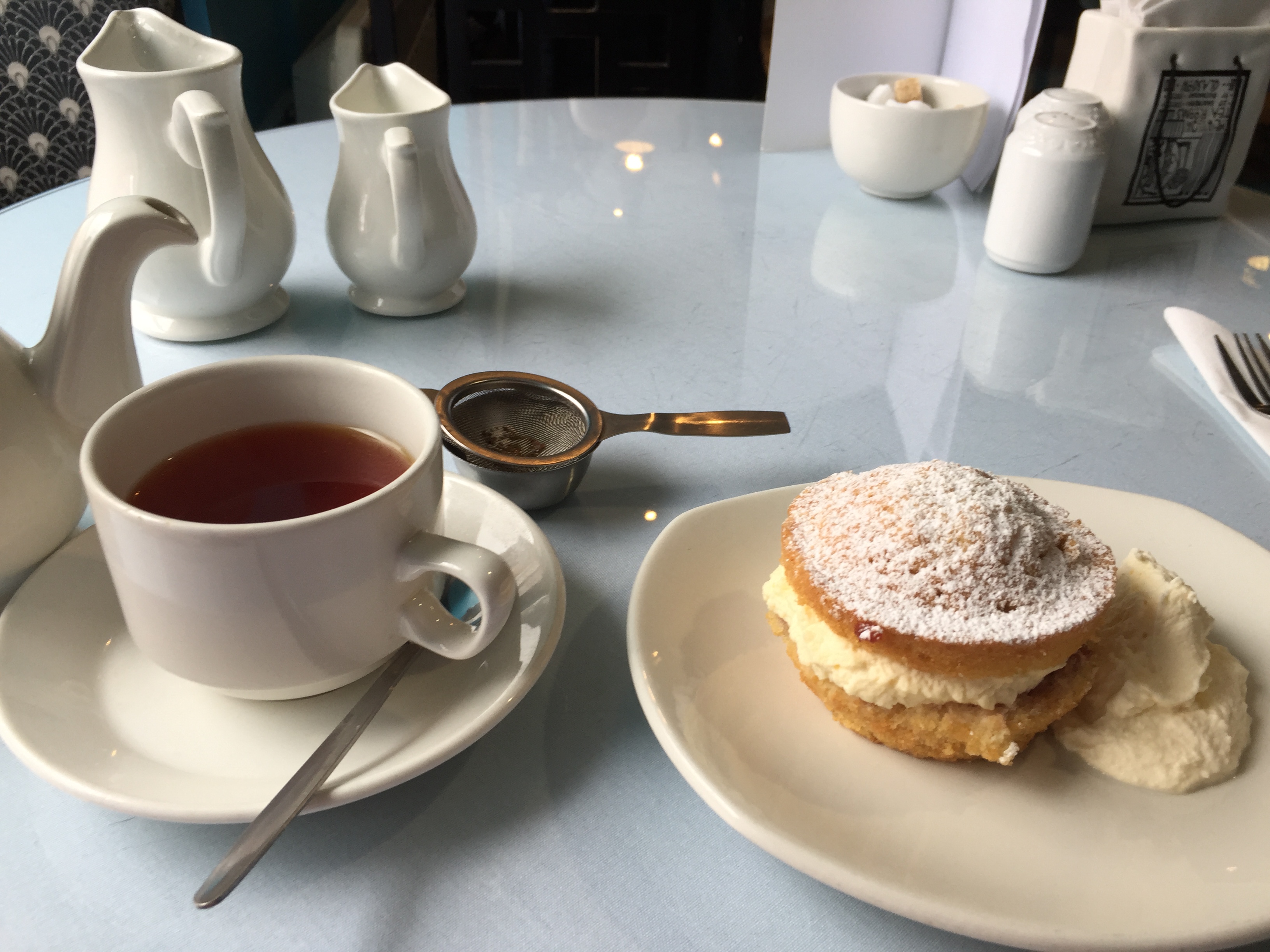 The Social Etiquette of Tea (image credits: wikimedia)