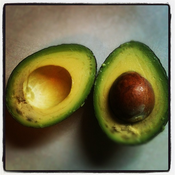 Avocados: The Creamy Heart Helper You Already Love (image credits: flickr)