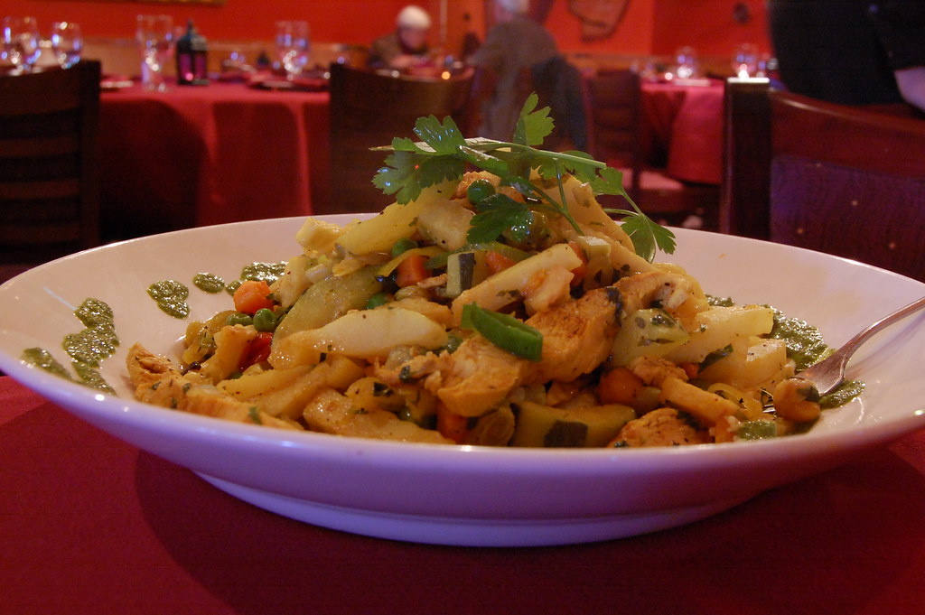 Moroccan-Spiced Chicken with Couscous (image credits: flickr)