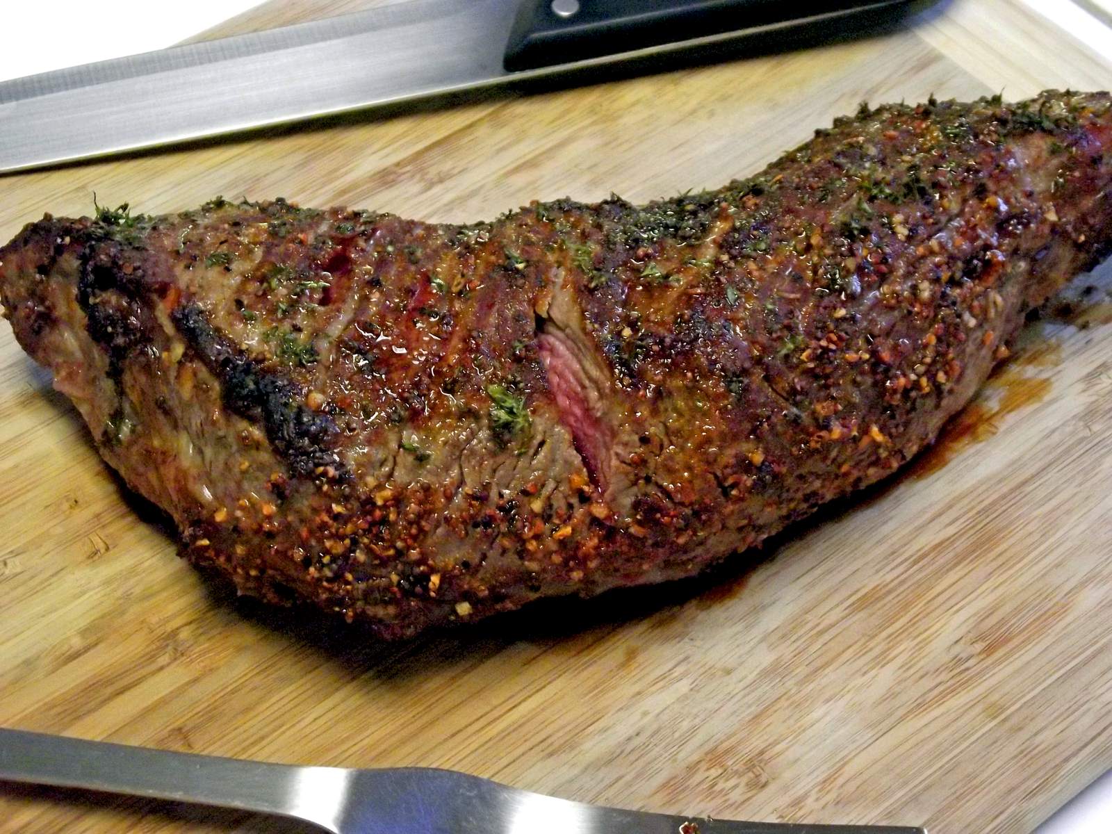 Tri Tip: California's Grilling Gold (Image Credits: Wikimedia)