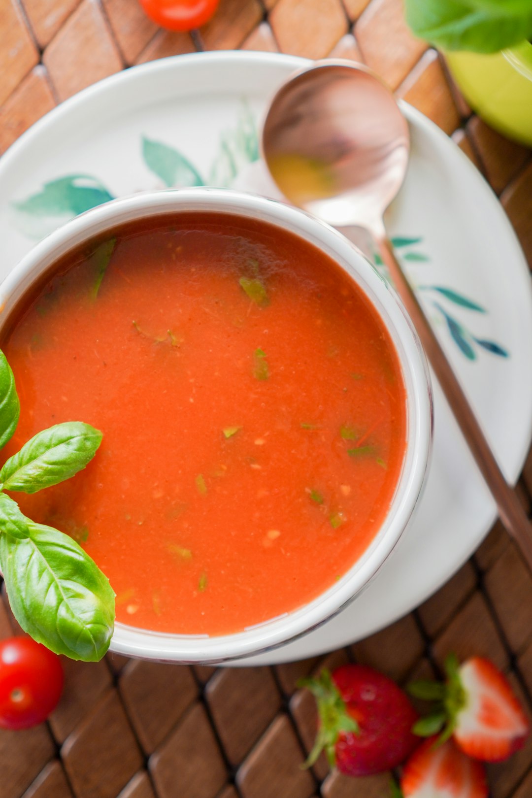 6. 10-Minute Tomato Basil Soup (image credits: unsplash)
