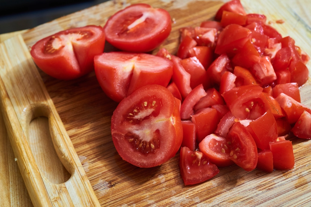 Tomato Aspic - The Sophisticated Gelatin Creation (image credits: rawpixel)