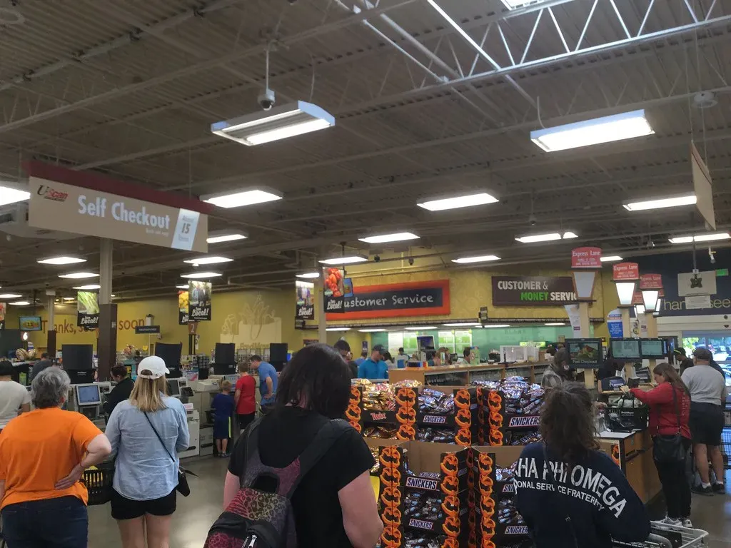 Membership-Only Lanes and the New Checkout Hierarchy (Image Credits: Flickr)