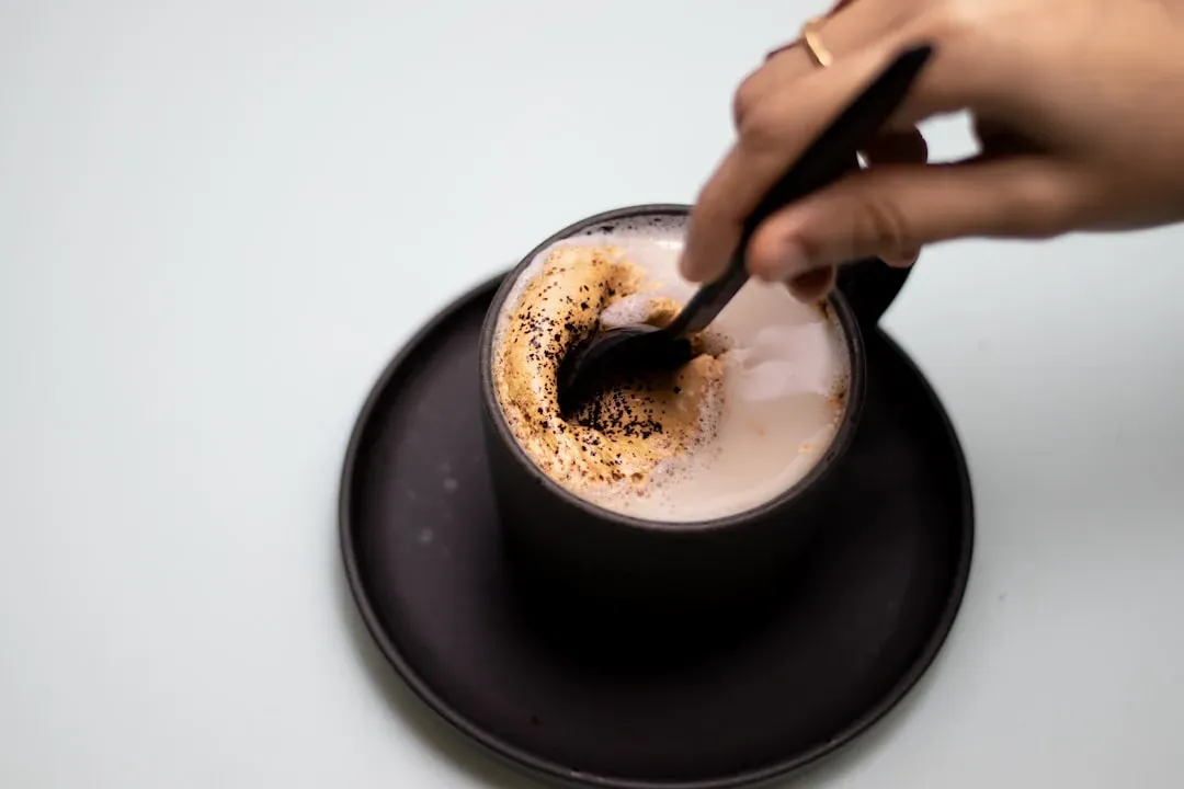 5. The Non-Dairy Cappuccino Foam Nightmare (Image Credits: Unsplash)