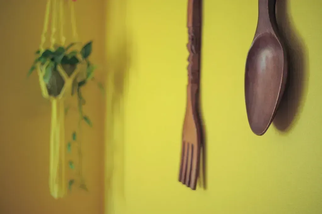 1. The Wooden Spoon Across the Boiling Pot (r.nial.bradshaw, Flickr, CC BY 2.0)