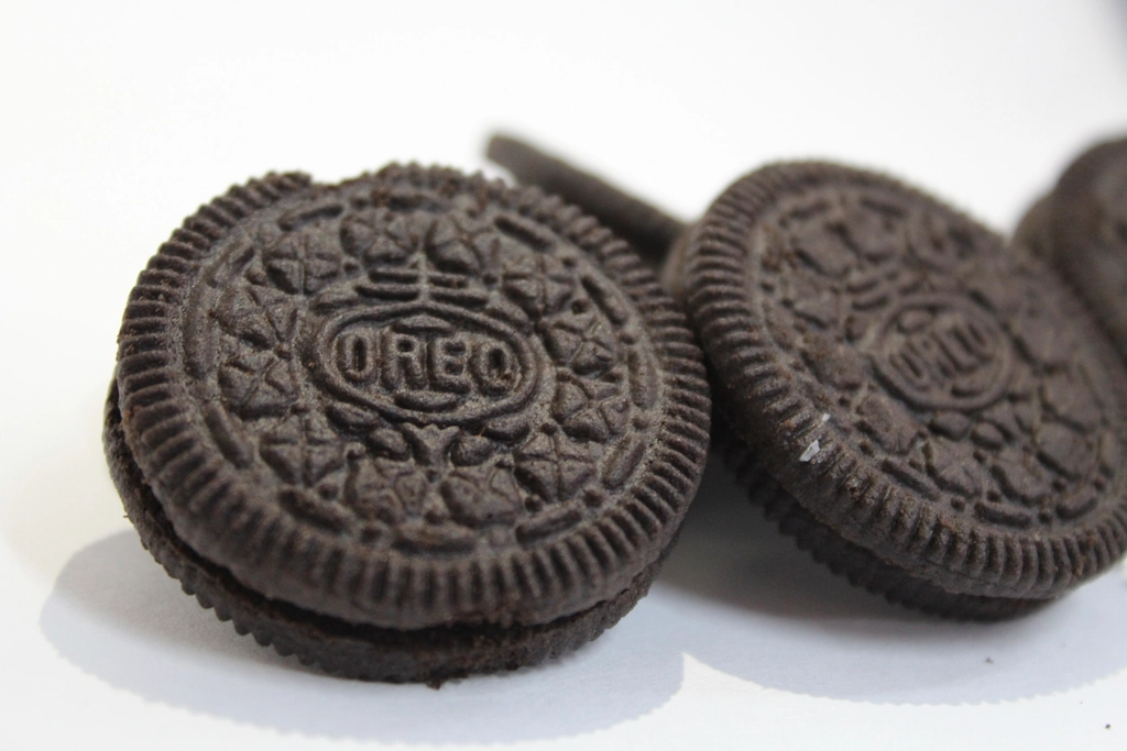 Ritz Bits and Oreos: When Familiar Becomes Forbidden (image credits: rawpixel)