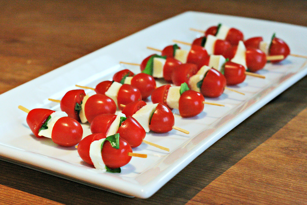 Caprese Bites (image credits: flickr)