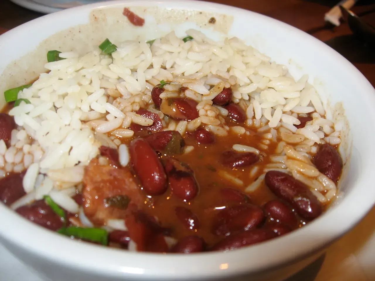 Beans and Rice: The Unbeatable Dinner Duo (Image Credits: Wikimedia)