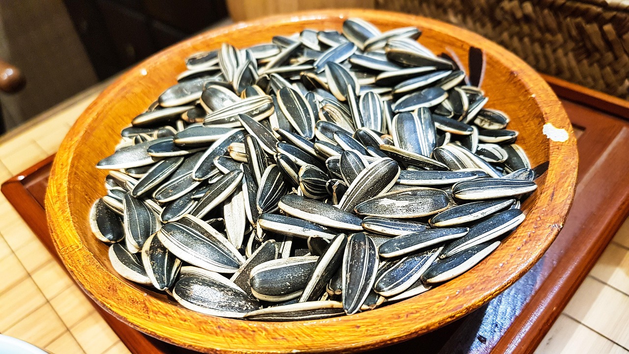 Sunflower Seeds - The Antioxidant Powerhouse (image credits: pixabay)