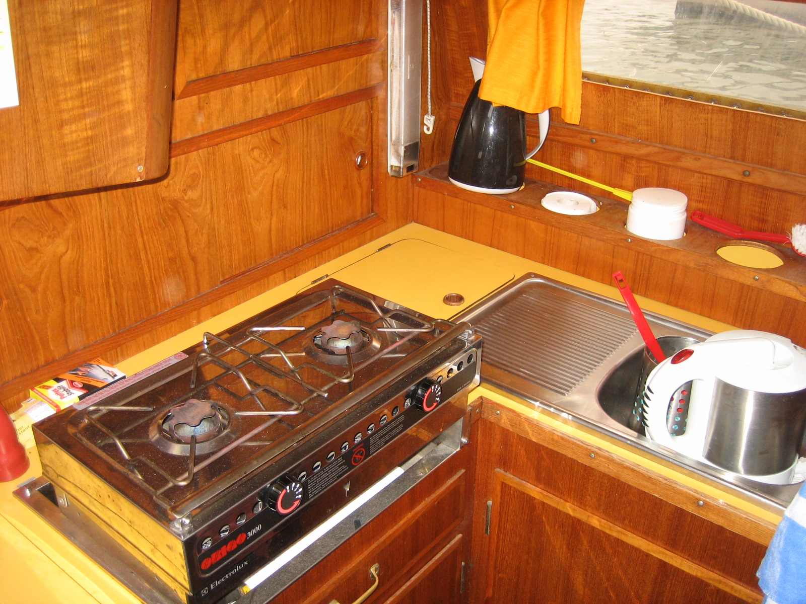 Pantry Staples Reimagined: New Habits for a New Era (image credits: wikimedia)