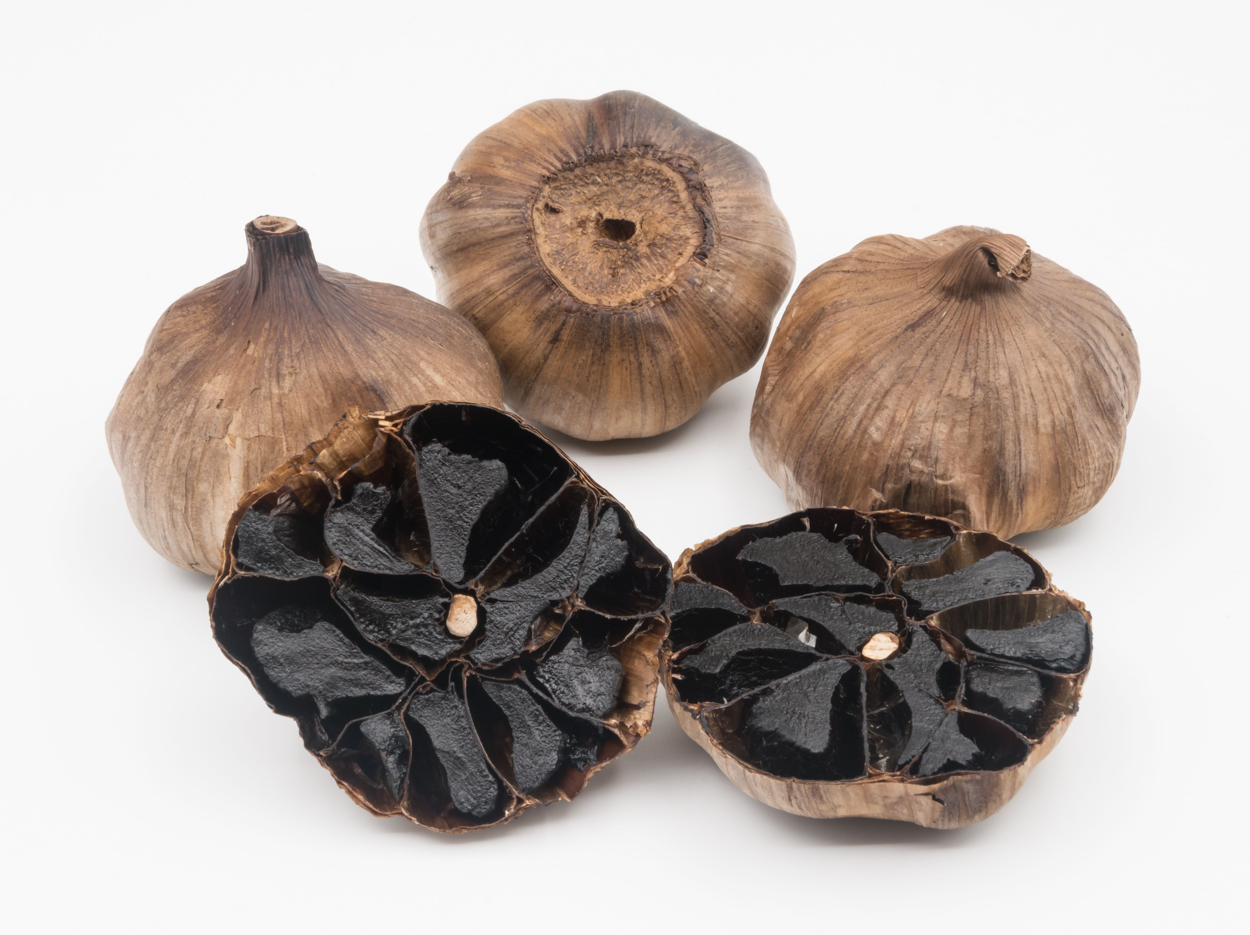 2. Black Garlic: The Fermented Powerhouse for Heart Health (image credits: wikimedia)