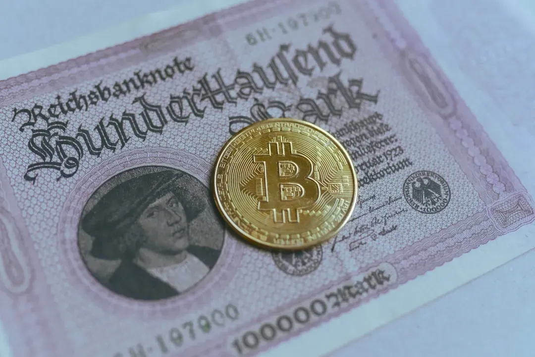 6. You Pay With Small Bills and Cash Only (Image Credits: Unsplash)