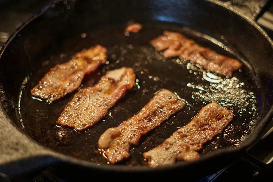 Why Bacon Fat Outperforms The Usual Suspects (Image Credits: Unsplash)
