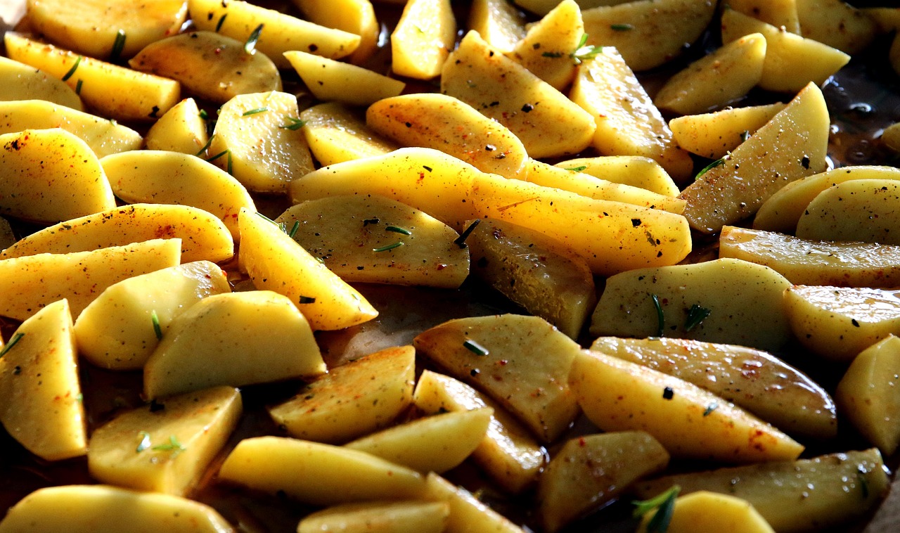 Baked Potatoes and Blood Sugar: Recent Diabetes Research (image credits: pixabay)