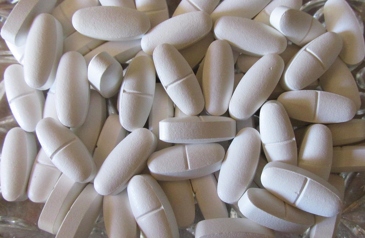 Calcium (Without Vitamin D or K2): A Risky Solo Act (image credits: pixabay)
