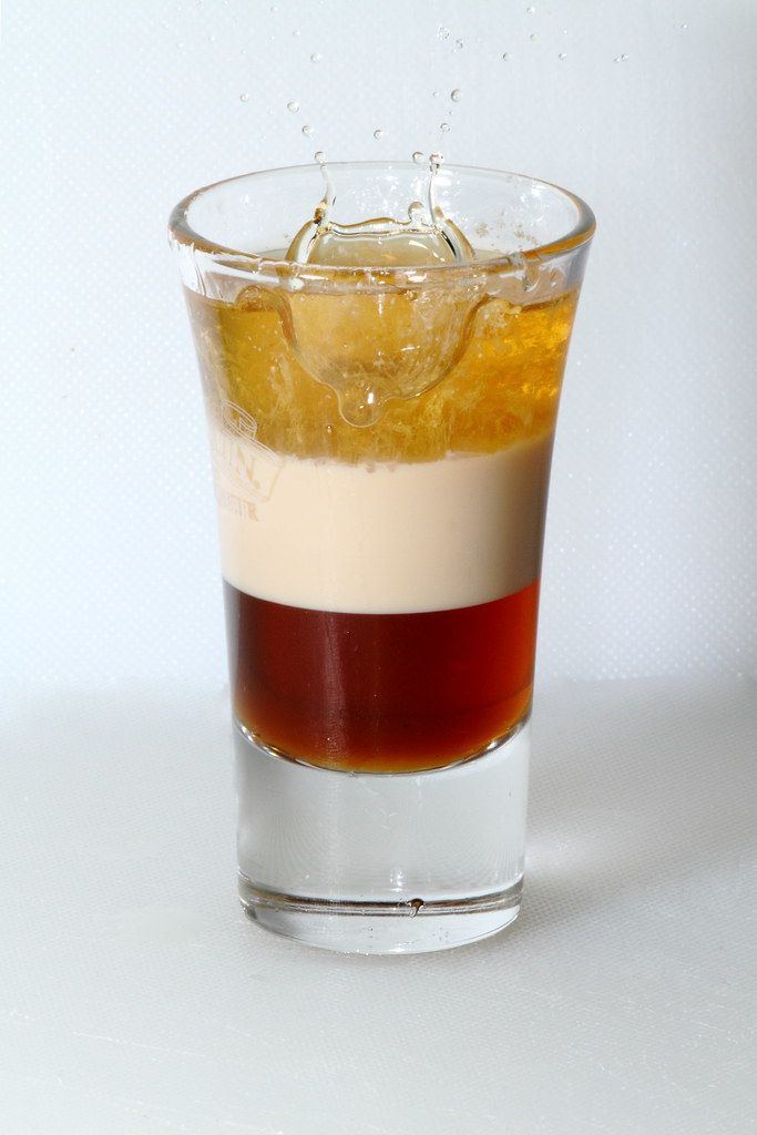 Complicated Layered Shots (image credits: flickr)