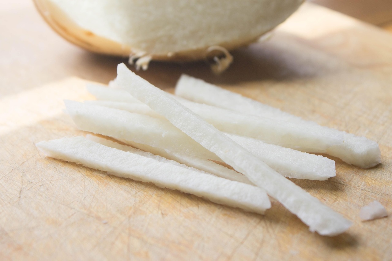 Jicama: The Prebiotic Powerhouse (image credits: pixabay)