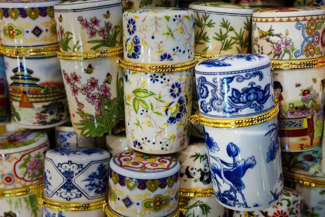 Tiffany Cirque Chinois: Hand-Painted Circus Scenes Worth Thousands (Image Credits: Unsplash)