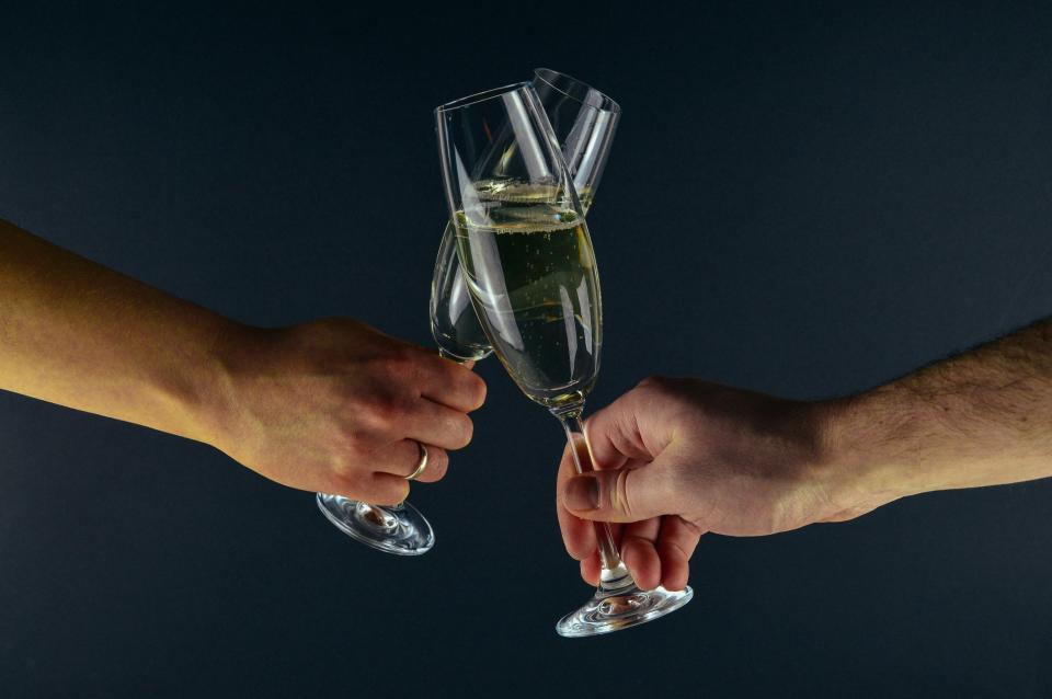 Champagne's Overrated Bubbles (image credits: stocksnap)