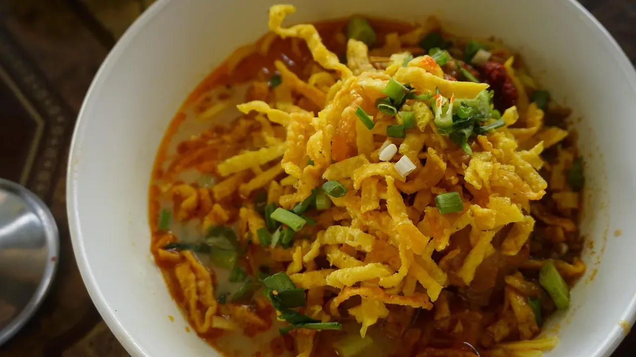 Gemini: Bright Lemon Chicken Soup for Mental Clarity (Image Credits: Pixabay)