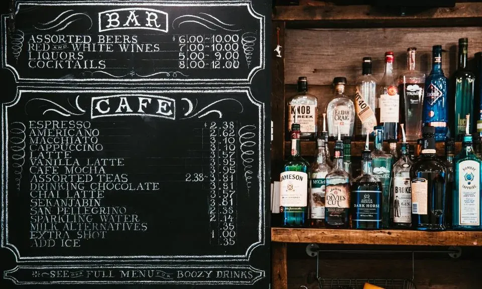 How Menu Design Influences Profit Without You Noticing (Image Credits: Stocksnap)