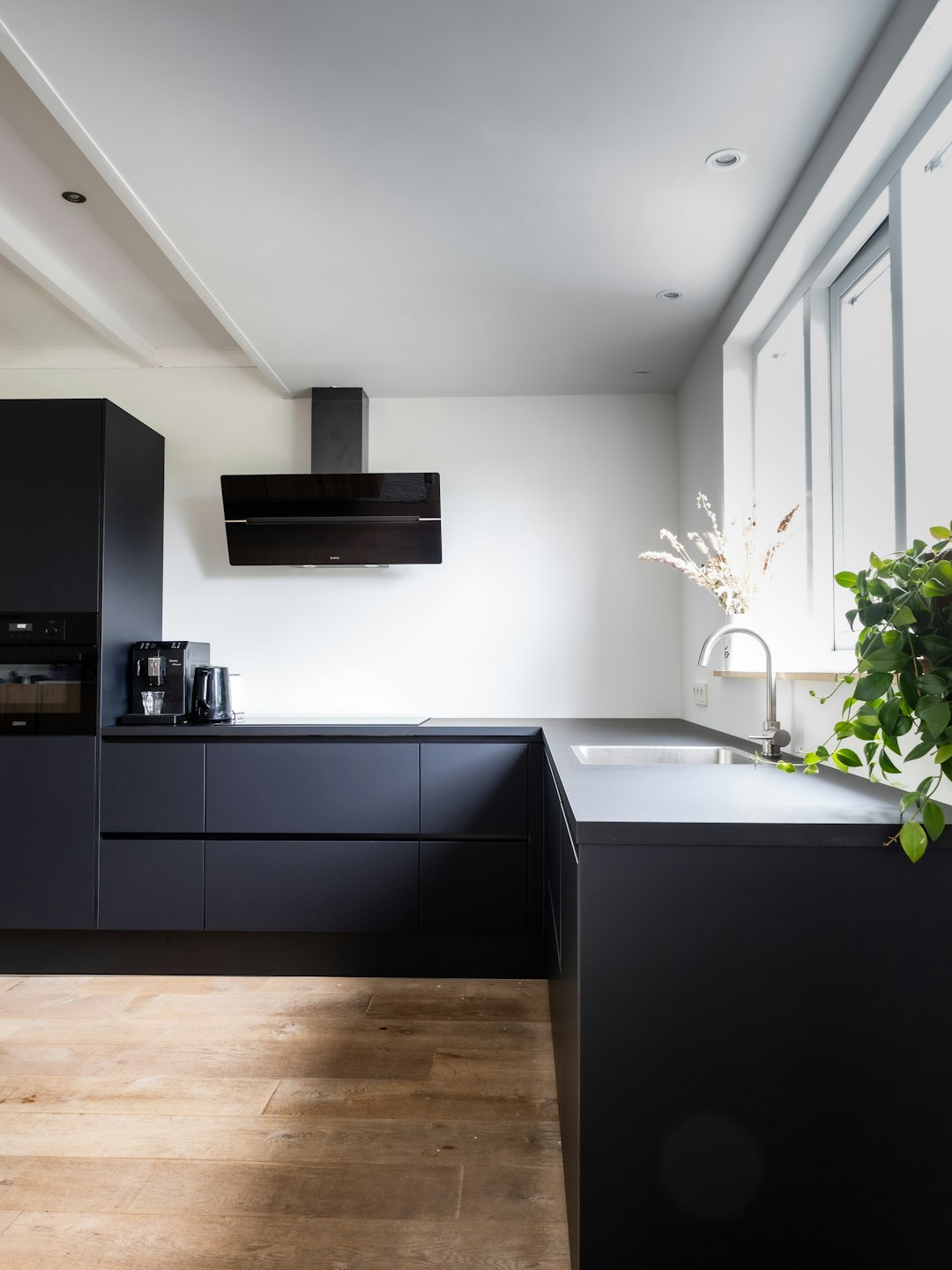 Minimalism in Kitchen Design (image credits: unsplash)