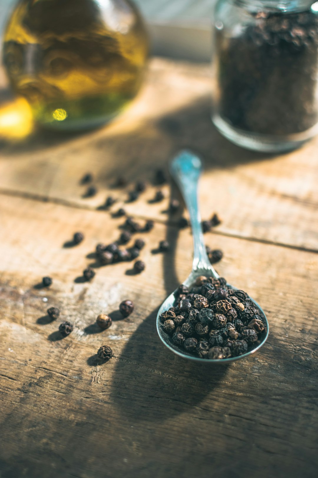 Black Pepper: A Double-Edged Sword? (image credits: unsplash)