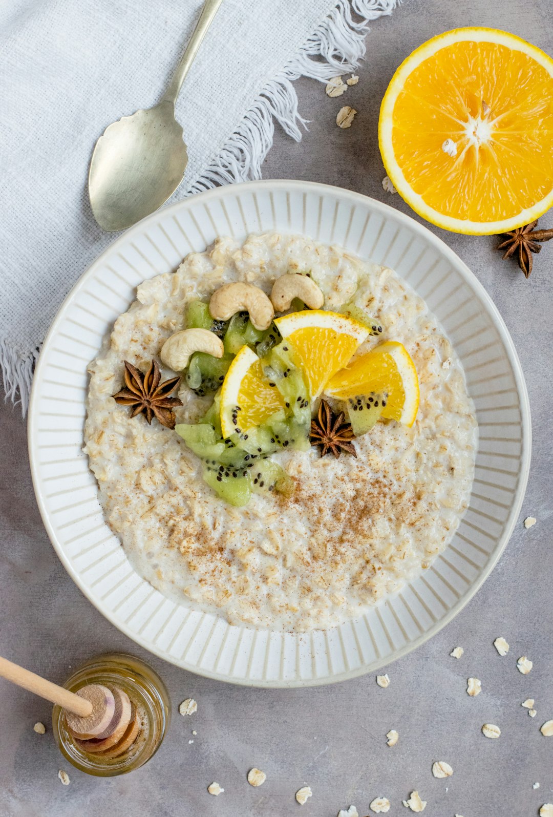 Oats & Whole Grains: The Heart’s Comfort Food (image credits: unsplash)
