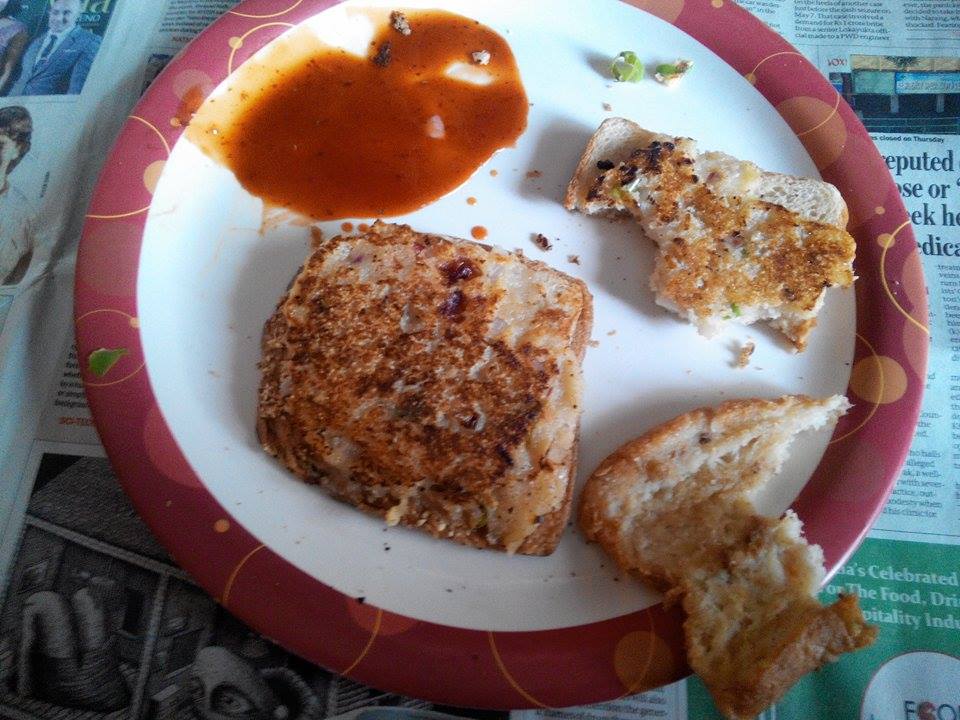 Leftover Bread and Baked Goods (Image Credits: Wikimedia)