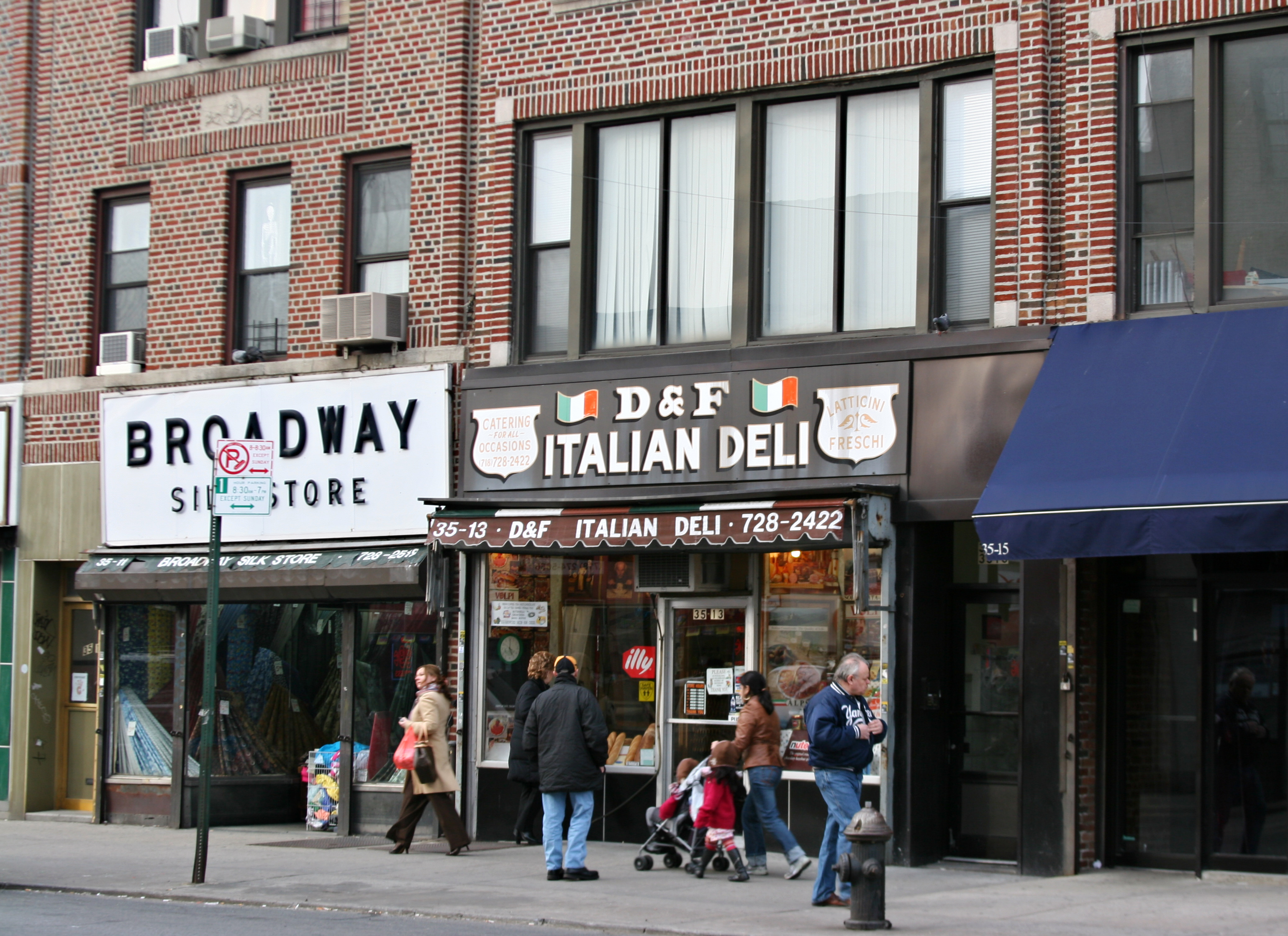Capo Italian Deli: The Small Chain Making Big Waves (image credits: wikimedia)