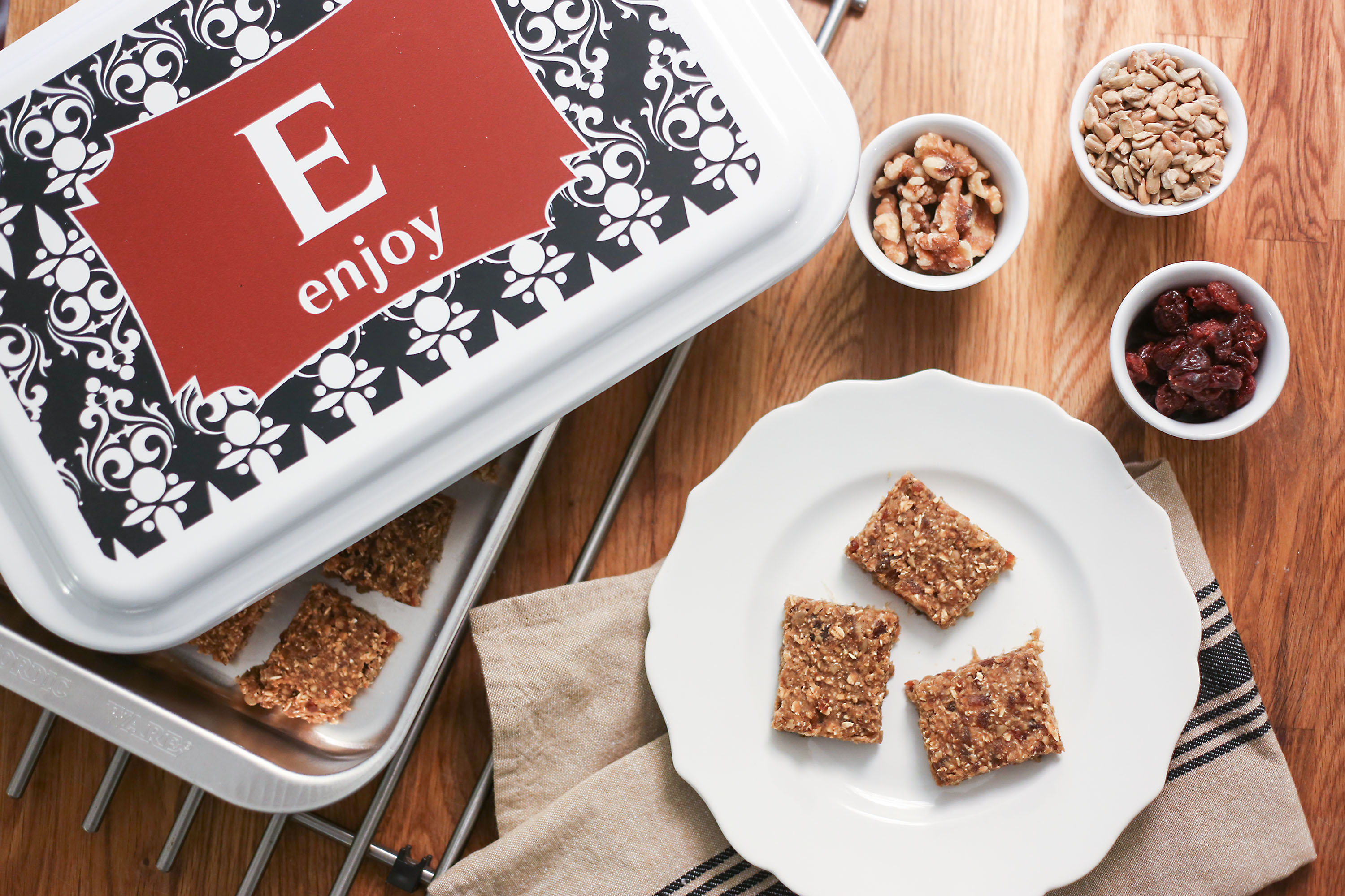 Vegetable-Based Snack Bars: Unexpected Sweetness (image credits: wikimedia)