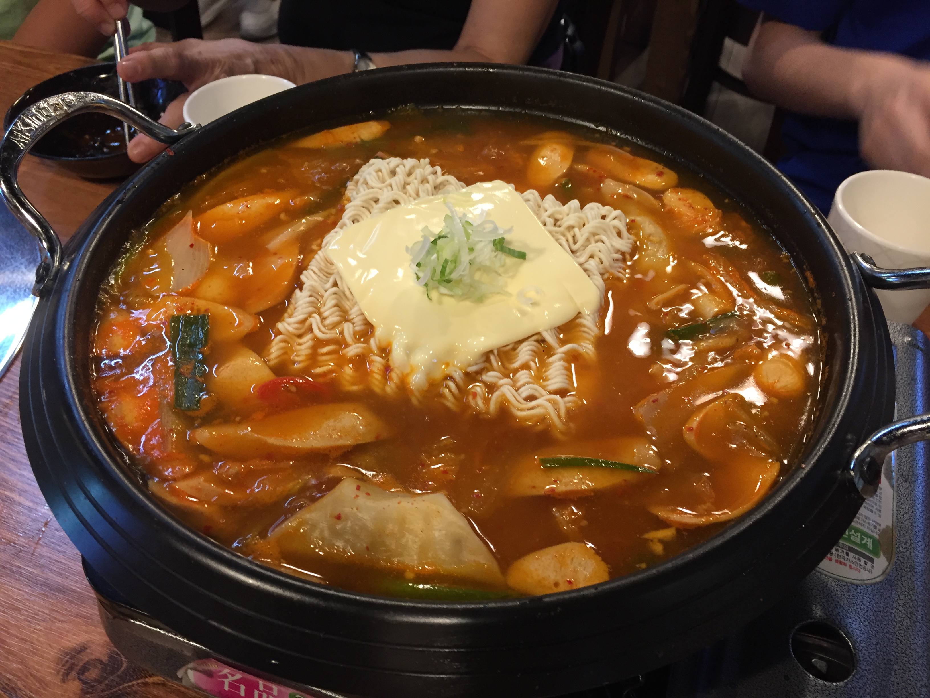 Korean Budae Jjigae (Army Stew) (image credits: wikimedia)