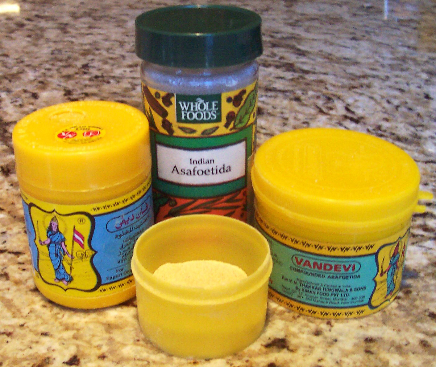 2. Asafoetida – India’s Pungent Powerhouse (image credits: wikimedia)