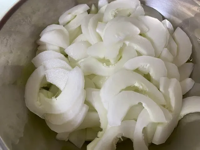 The Bigger Picture: Rethinking What's Already in Your Kitchen (Image Credits: Wikimedia)