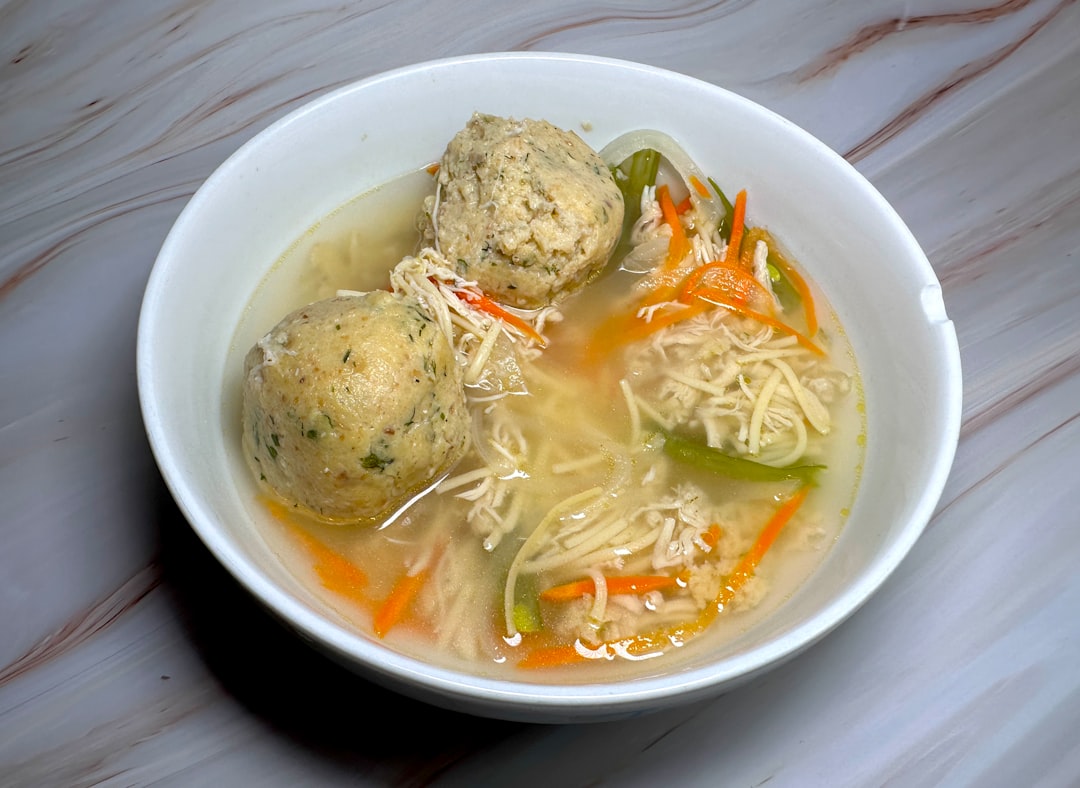 Chicken Soup – The Ancient Medicine That Became Jewish Penicillin (image credits: unsplash)